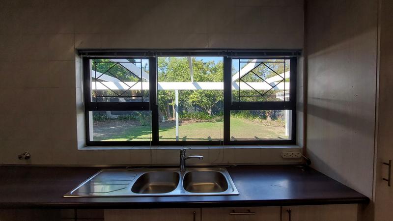 To Let 3 Bedroom Property for Rent in Schoongezicht Western Cape